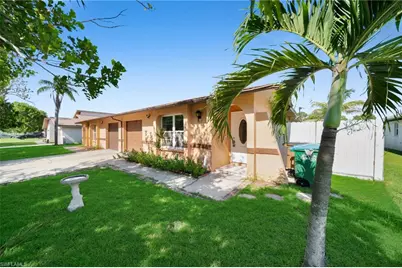 517 SE 23rd Pl, Cape Coral, FL 33990 - Photo 16