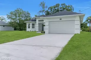 404 W 15th St, Lehigh Acres, FL 33972 - Photo 6