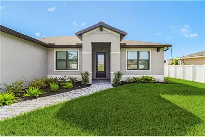 608 SE 27th St, Cape Coral, FL 33904 - Photo 1
