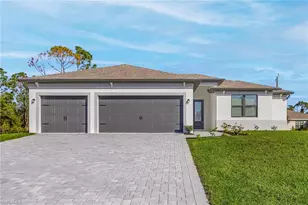 401 SW 32nd Terrace, Cape Coral, FL 33914 - Photo 1