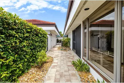 5424 Harbour Castle Dr, Fort Myers, FL 33907 - Photo 34
