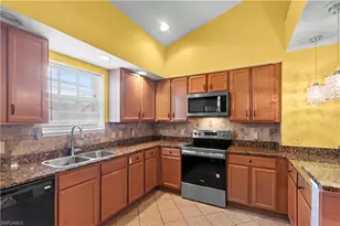 10046 Via Colomba Circle, Fort Myers, FL 33966 - Photo 2