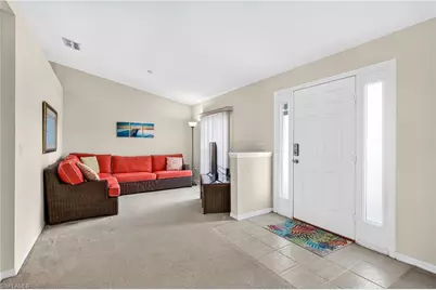 317 NE 9th Ter, Cape Coral, FL 33909 - Photo 6