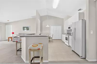 317 NE 9th Ter, Cape Coral, FL 33909 - Photo 16