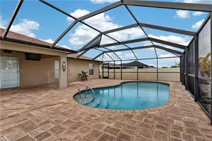 317 NE 9th Terrace, Cape Coral, FL 33909 - Photo 32