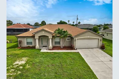 317 NE 9th Ter, Cape Coral, FL 33909 - Photo 1