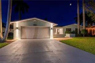 5326 Nautilus Dr, Cape Coral, FL 33904 - Photo 2