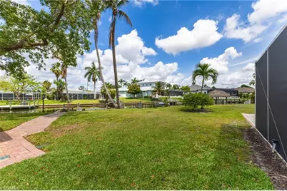 5326 Nautilus Dr, Cape Coral, FL 33904 - Photo 30