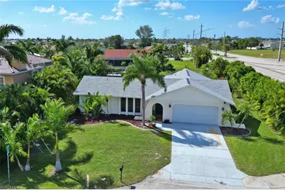 4800 SW 12th Pl, Cape Coral, FL 33914 - Photo 2