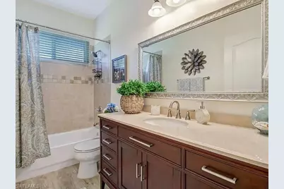 833 Mount Hood Ct, Naples, FL 34104 - Photo 6