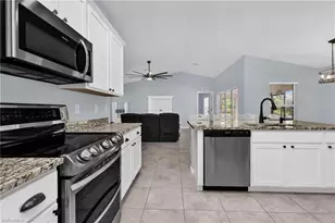 2926 NW 25th St, Cape Coral, FL 33993 - Photo 8