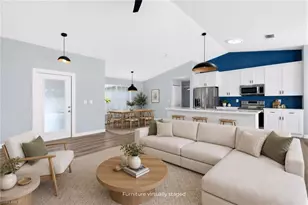 15579 Spring Line Ln, Fort Myers, FL 33905 - Photo 4