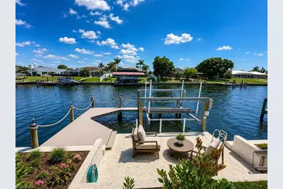920 SE 16th Ter, Cape Coral, FL 33990 - Photo 12