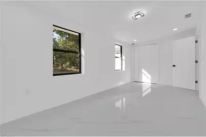 356 New York Dr, Fort Myers, FL 33905 - Photo 18