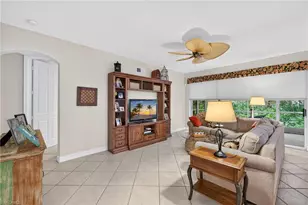 1672 Tarpon Bay Dr S, Naples, FL 34119 - Photo 4