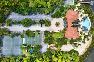 1672 Tarpon Bay Dr S, Naples, FL 34119 - Photo 32