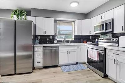 870 109th Ave N, Naples, FL 34108 - Photo 10