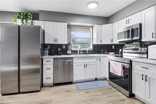 870 109th Ave N, Naples, FL 34108 - Photo 10