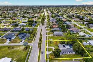 1634 Country Club Blvd, Cape Coral, FL 33990 - Photo 40