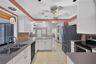 1634 Country Club Blvd, Cape Coral, FL 33990 - Photo 6
