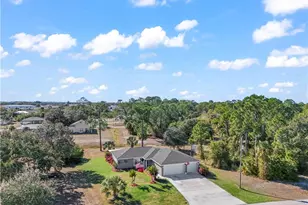 3008 Redwood Ln, Labelle, FL 33935 - Photo 6