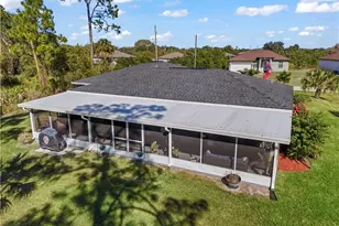 3008 Redwood Ln, Labelle, FL 33935 - Photo 10