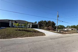 4622 26th St SW, Lehigh Acres, FL 33973 - Photo 2