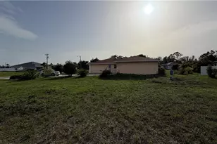 2815 NW 26th Terrace, Cape Coral, FL 33993 - Photo 40