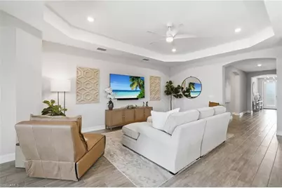 28033 Captiva Shell Loop, Bonita Springs, FL 34135 - Photo 4