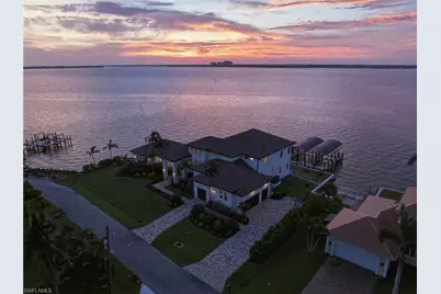 12798 Dennis Dr, Fort Myers, FL 33908 - Photo 2