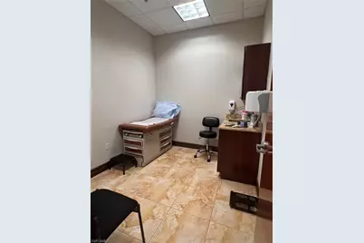 14131 Metropolis Ave #105, Fort Myers, FL 33912 - Photo 10
