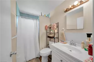 2202 Parkview Dr, Fort Myers, FL 33905 - Photo 8
