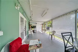 2202 Parkview Dr, Fort Myers, FL 33905 - Photo 10