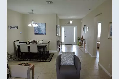 204 NW 11th St, Cape Coral, FL 33993 - Photo 8