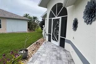 17751 Pineapple Palm Ct, North Fort Myers, FL 33917 - Photo 4