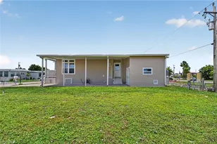 5671 Captain John Smith Loop, North Fort Myers, FL 33917 - Photo 42