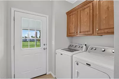 5671 Captain John Smith Loop, North Fort Myers, FL 33917 - Photo 38