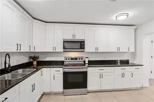 89 Cabana Ave, North Fort Myers, FL 33903 - Photo 2