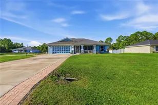 404 Parkdale Blvd, Lehigh Acres, FL 33974 - Photo 2