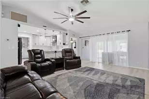 404 Parkdale Blvd, Lehigh Acres, FL 33974 - Photo 18