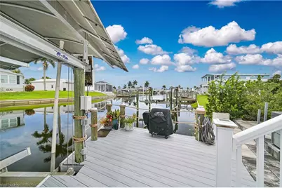 17591 Bryan Ct, Fort Myers Beach, FL 33931 - Photo 18