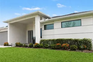 2019 SW 28th Ln, Cape Coral, FL 33914 - Photo 2