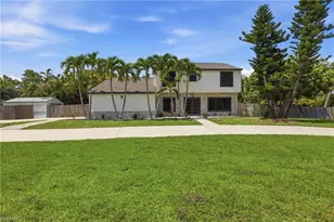 3691 Hyde Park Ct, Fort Myers, FL 33908 - Photo 4