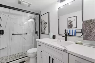 632 Victoria Dr, Cape Coral, FL 33904 - Photo 22