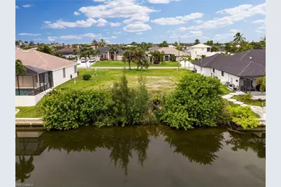 1729 SW 29th Ter, Cape Coral, FL 33914 - Photo 16