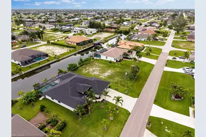 1729 SW 29th Ter, Cape Coral, FL 33914 - Photo 14