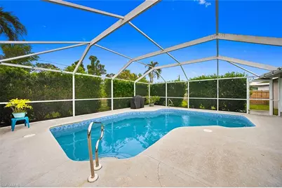 224 SE 43rd Ter, Cape Coral, FL 33904 - Photo 2
