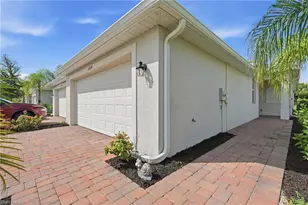 2228 Dragonfruit Wy, Naples, FL 34120 - Photo 2