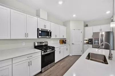 20440 Verawood Loop, Estero, FL 33928 - Photo 10