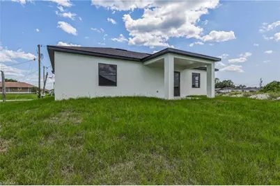 4002 9th St SW, Lehigh Acres, FL 33976 - Photo 10